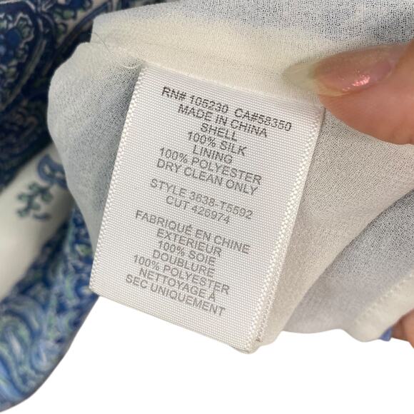 Joie Taj Delft Blue Floral Border Print Silk Flutter Sleeve Peasant Blouse SZ M - Picture 11 of 13